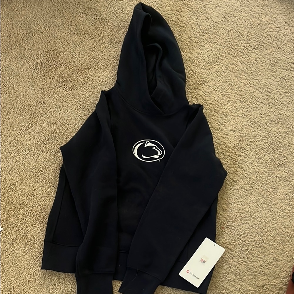 NWT lululemon navy loungeful Penn State logo hoodie